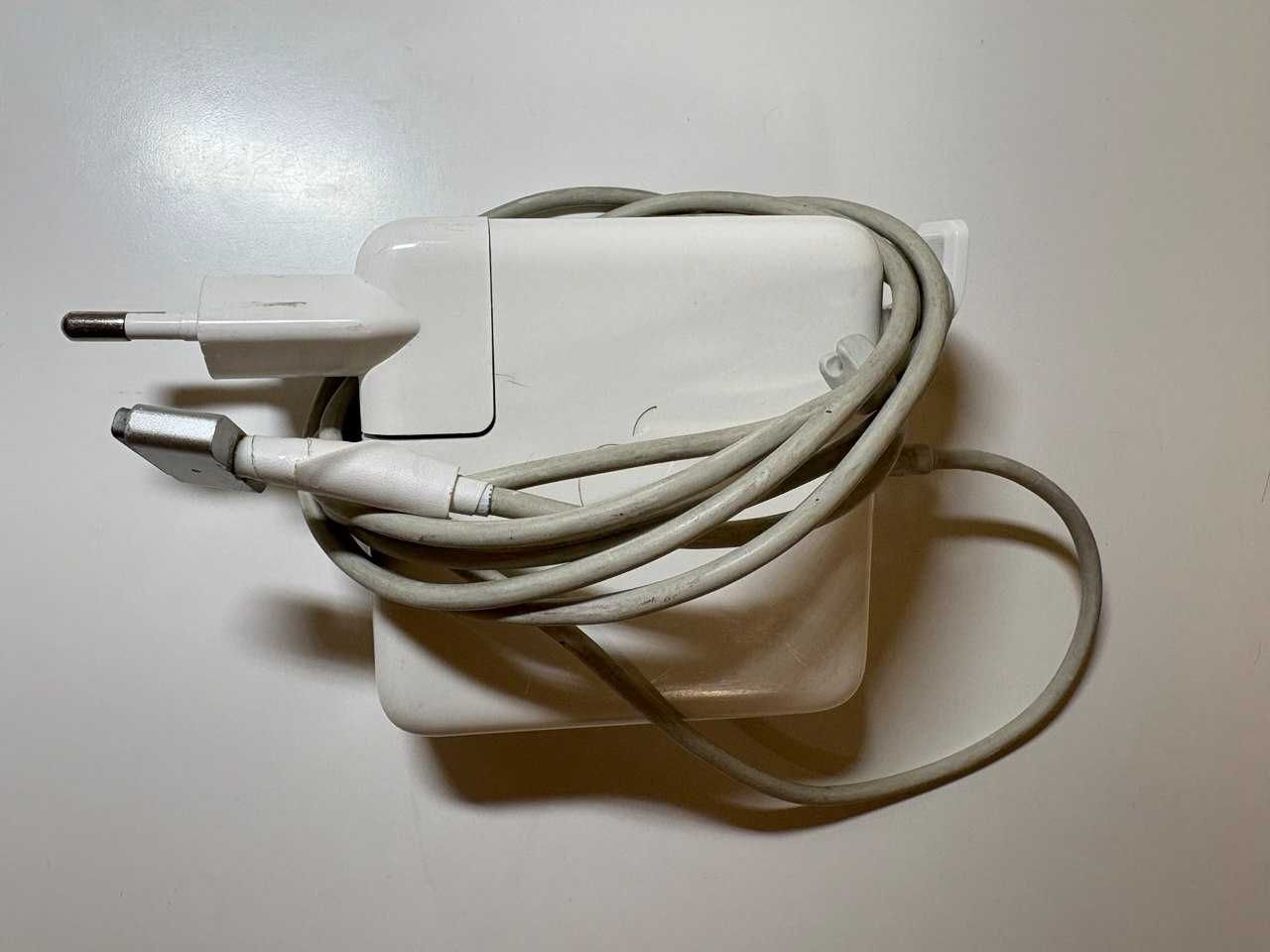 Продаю рабочий MacBook Pro 13" Retina (Mid 2014)