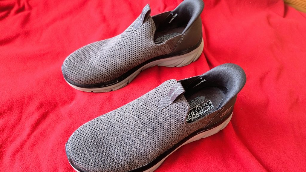 Buty Skechers Swift fit cushion walkerr