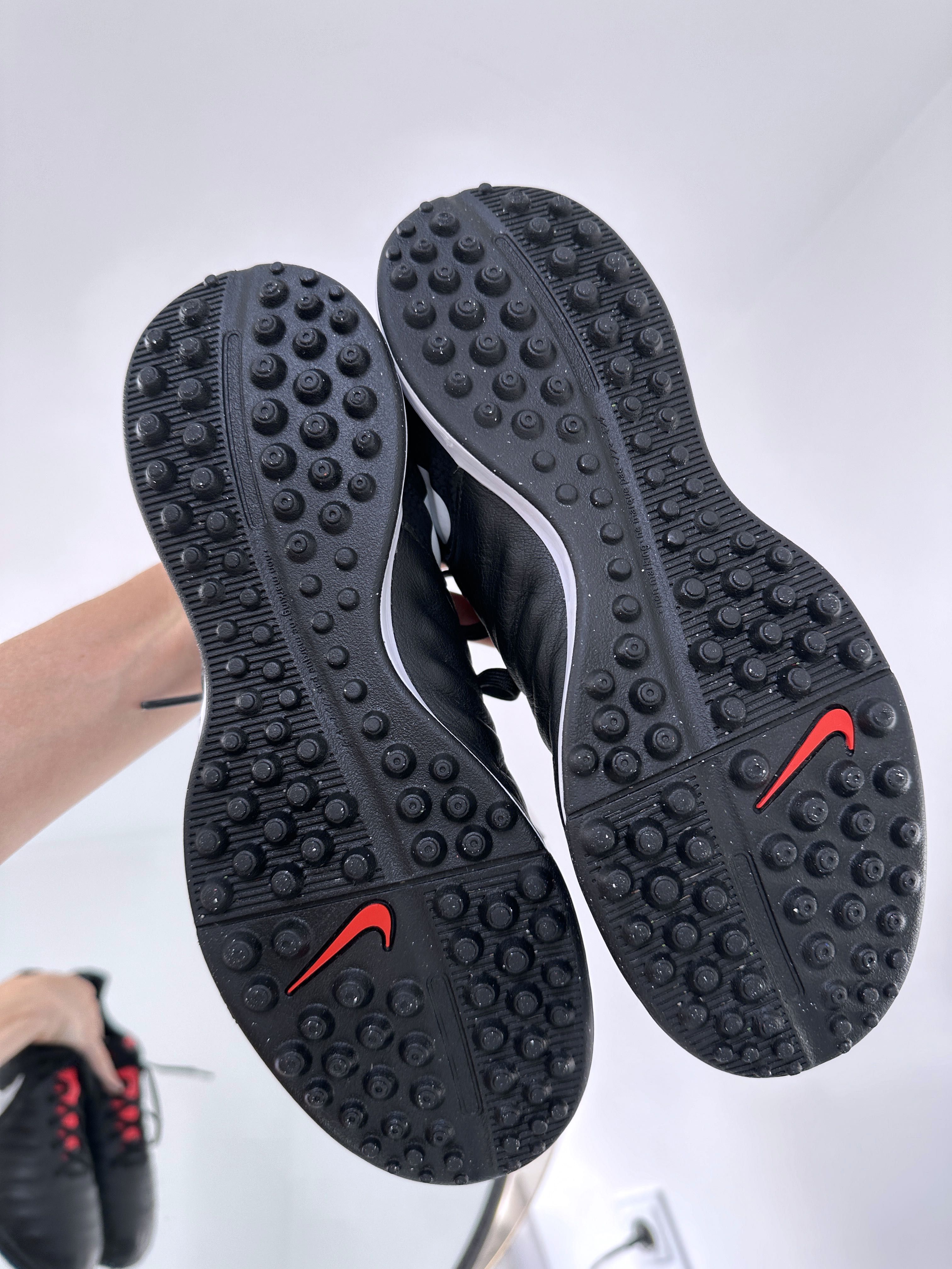 Кожаные сороконожки копочки бампы сороконіжки Nike Tiempo