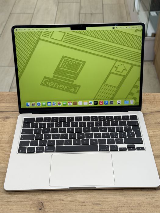 Apple macbook air 13.6’ m4 16/256 2025  , макбук аир аір