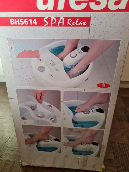 Banheira hidromassagem e aquecedor cera