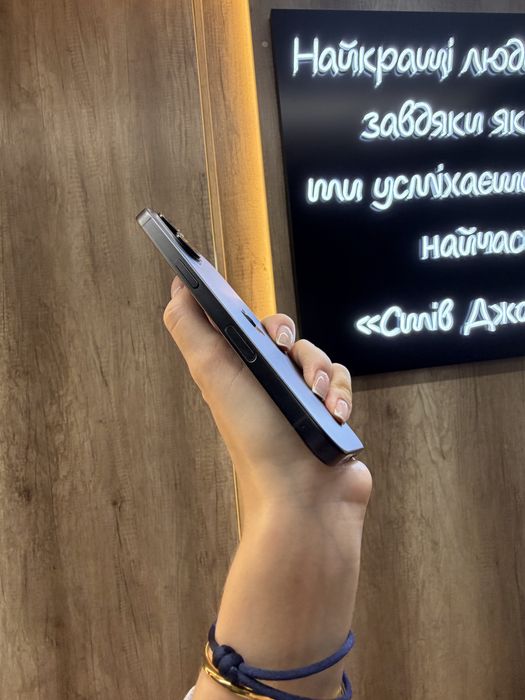 Used IPHONE 16 256 Black Neverlock Костюшка,5 igrand