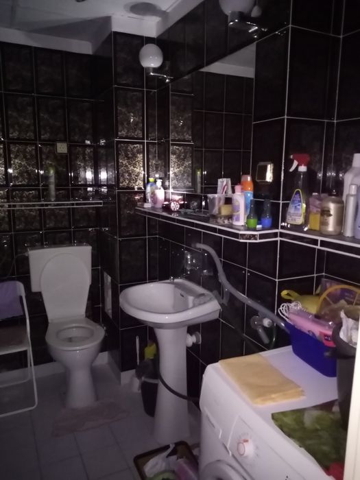 Sprzedam mieszkanie duże w bloku