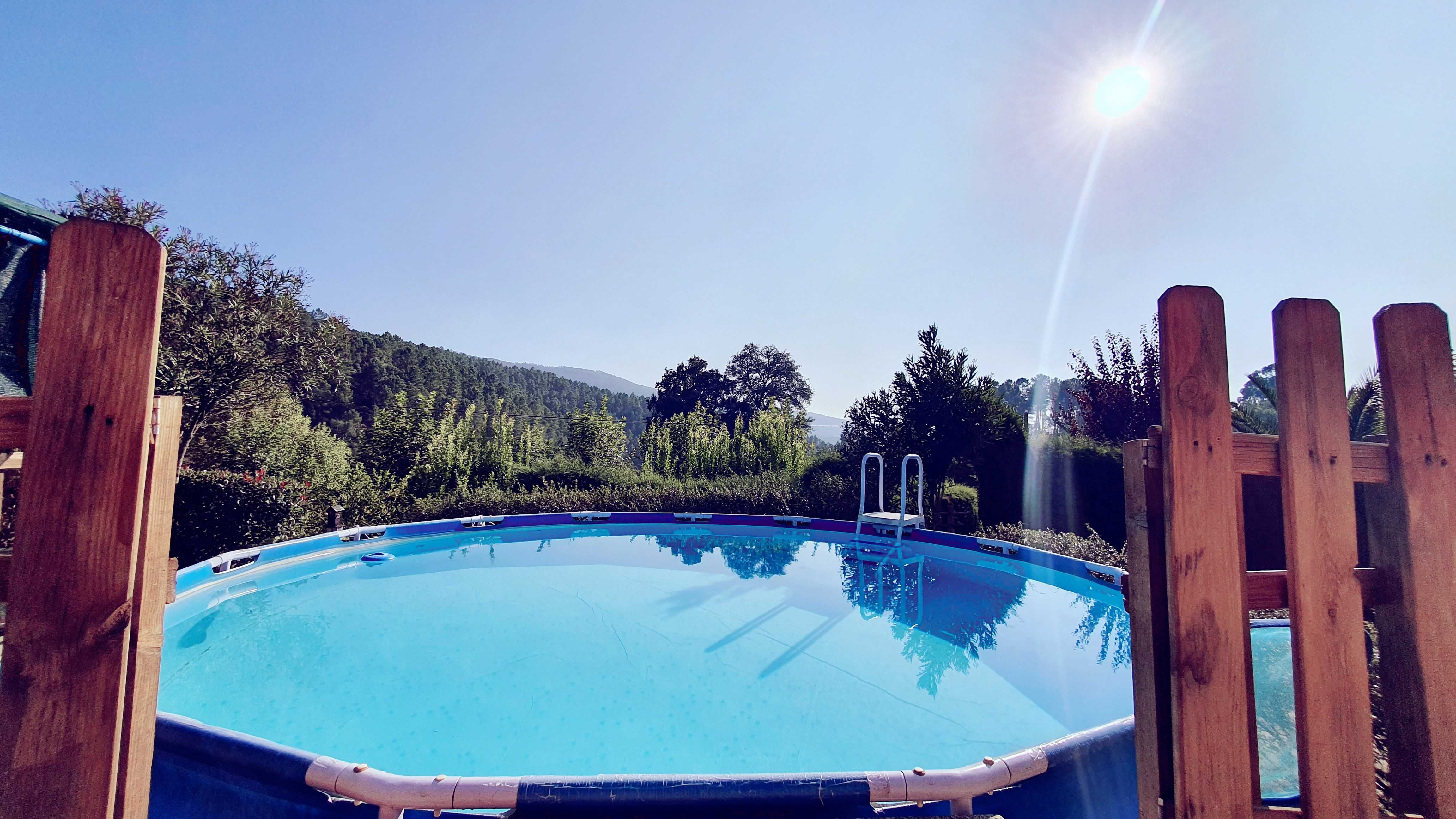 Casa de férias com jardins e piscina privada para alugar