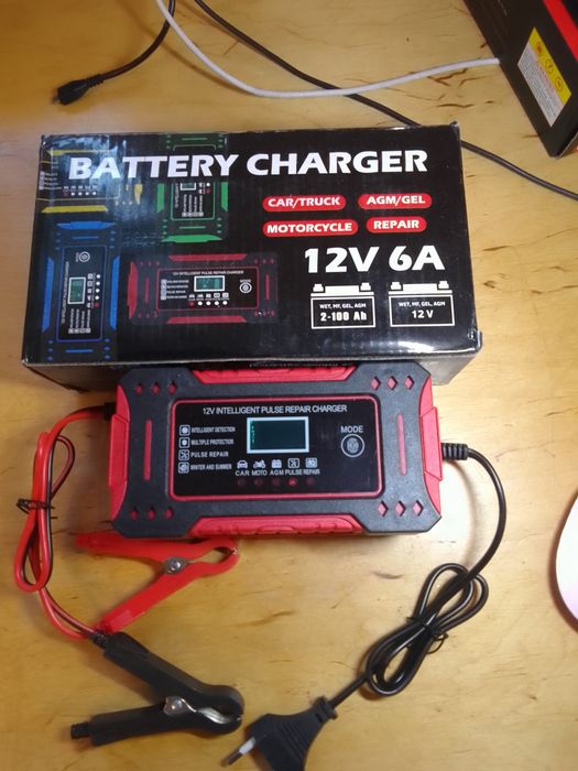 Зарядное устройство