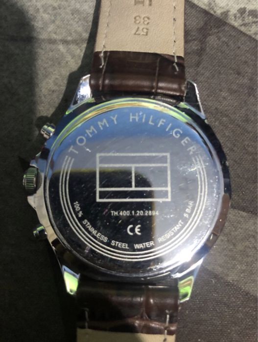 Relogio tommy entra para venda