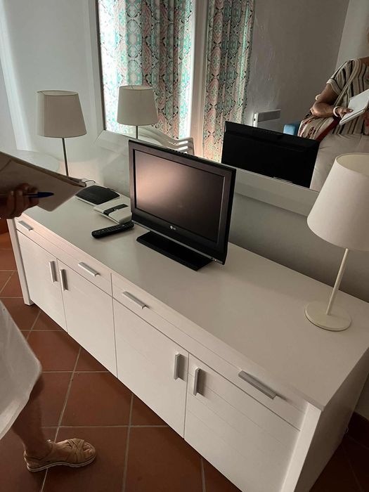 Monitor LG usado, preto