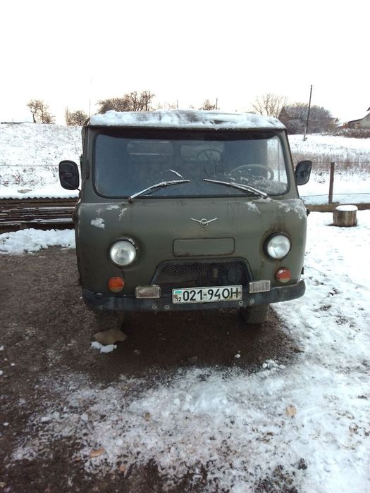 Продам УАЗ 452 бортовий