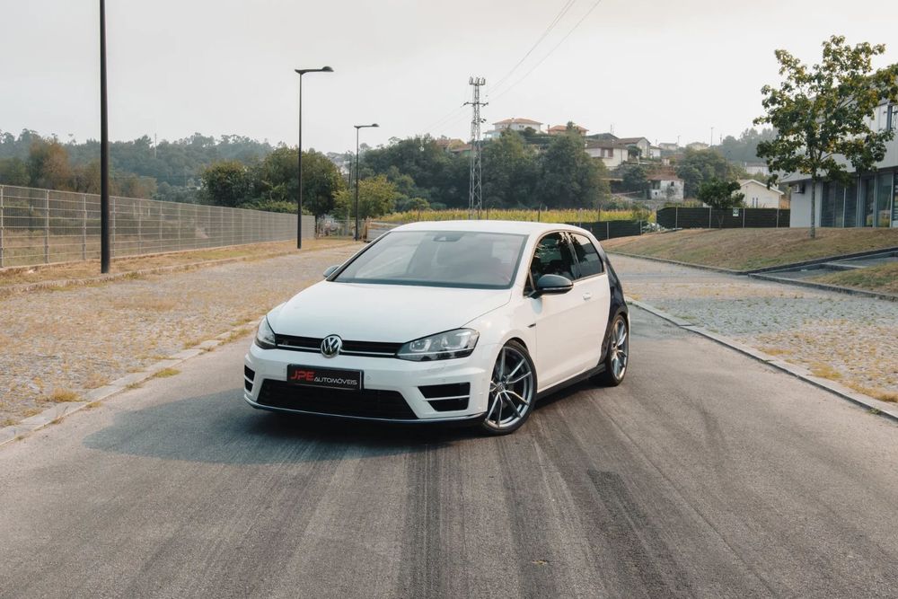 VW Golf R 4Motion BlueMotion