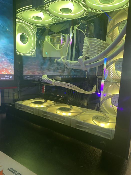 Troco torre gaming rtx 4060