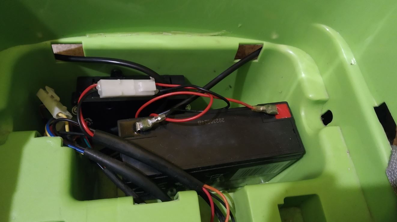 Samochód zabawka akumulator 6V Mini Cooper sprawny