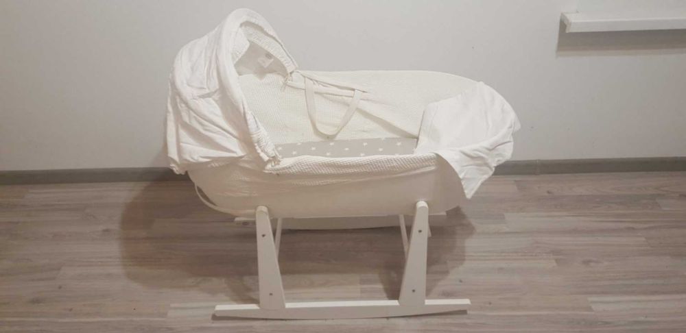 Kołyska dla niemowlaka