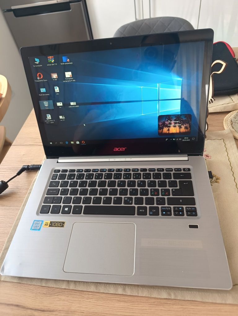 Sprzedam laptop Acer inspire I3