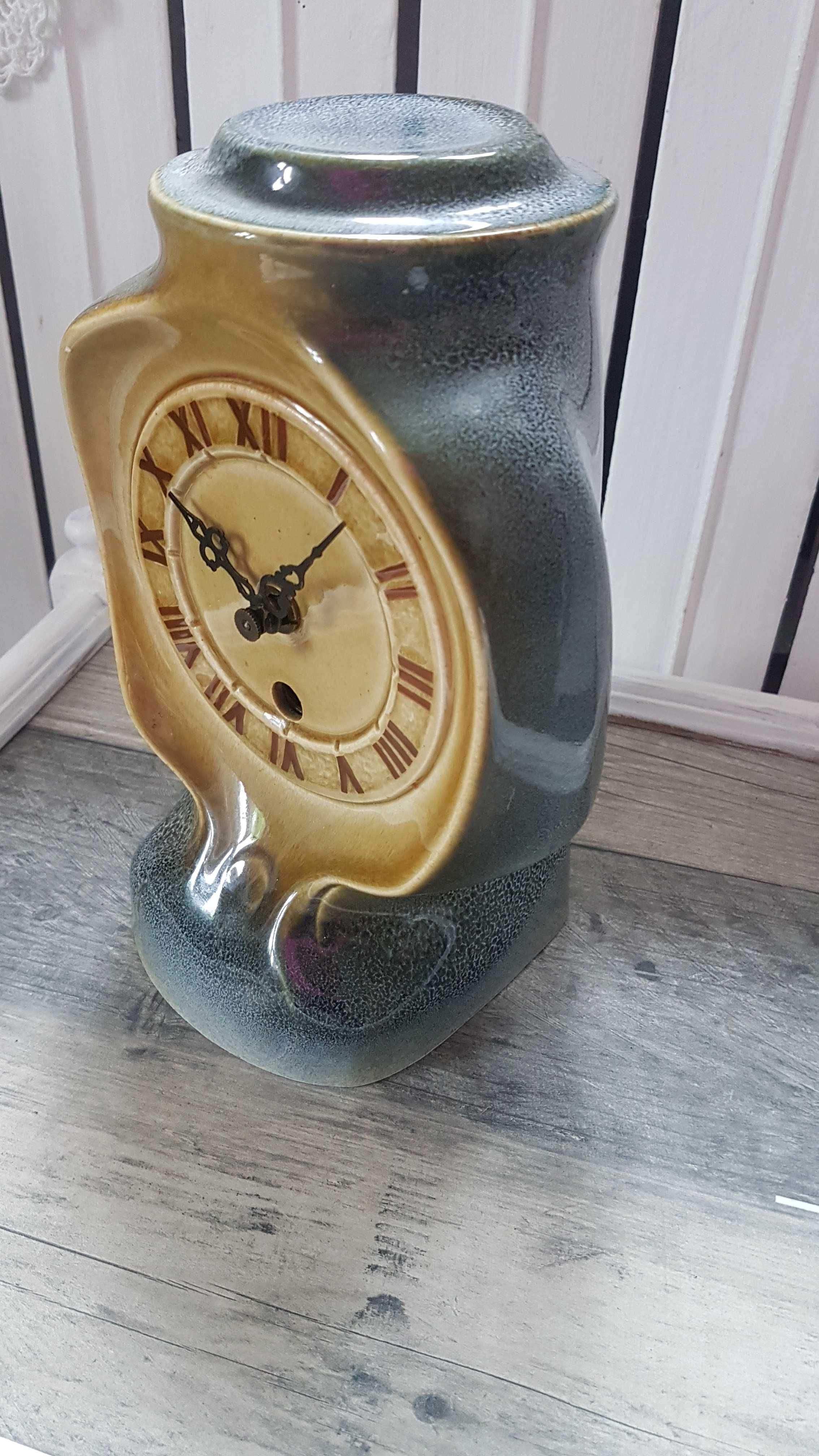 zegar porcelanowy nakręcany PRL Mirostowice
