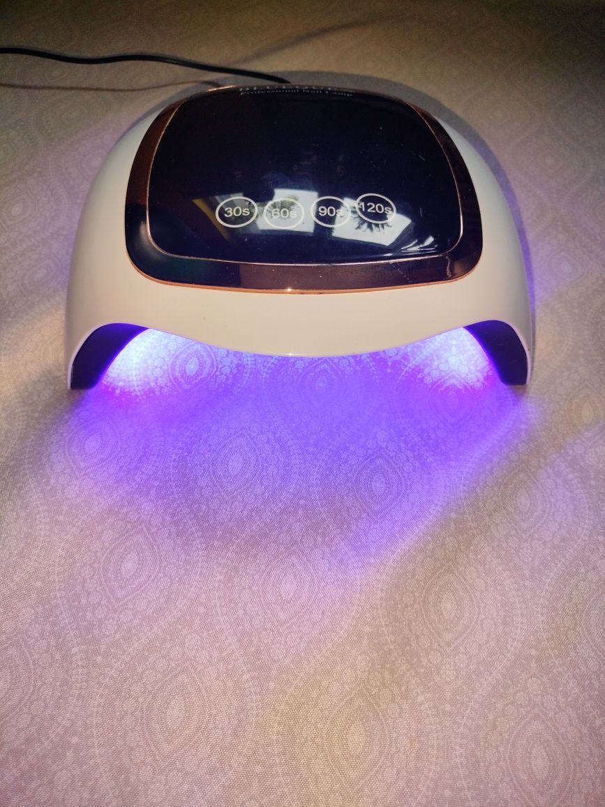 ZESTAW 2x Lampy UV LED do paznokci



ZESTAW 2x L