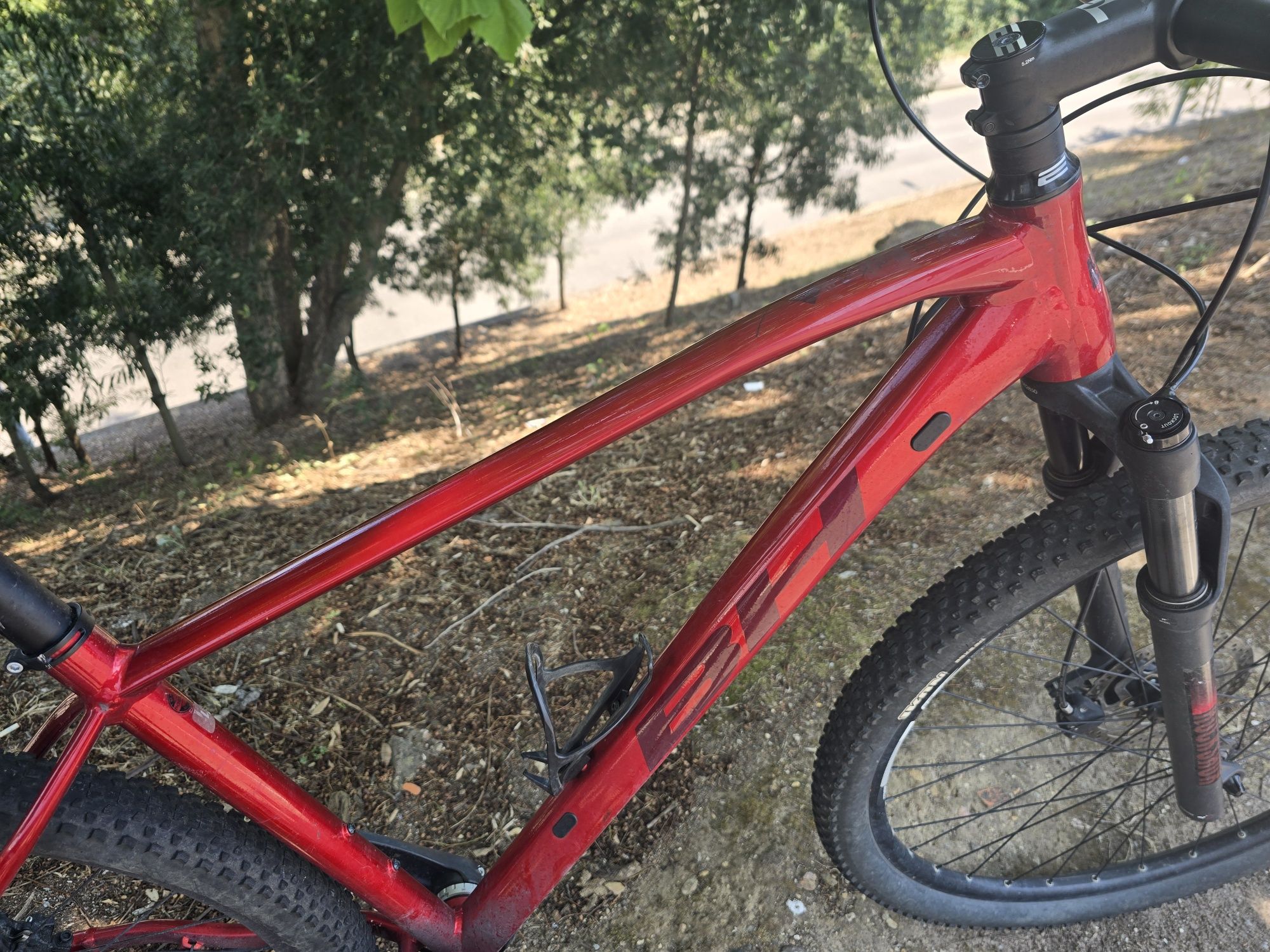 Bh expert 29 L bem equipada