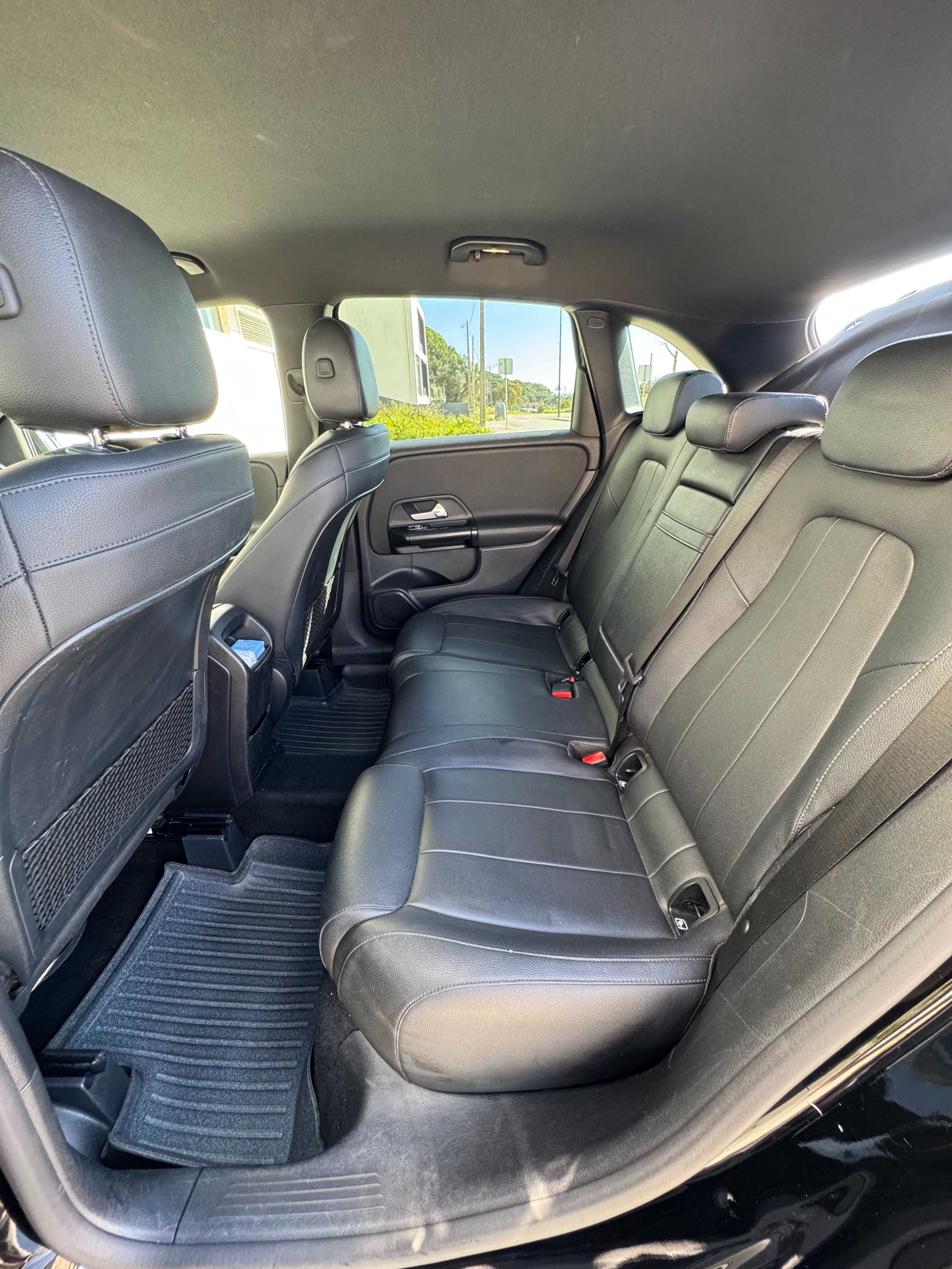Mercedes-Benz B180 W247 automática