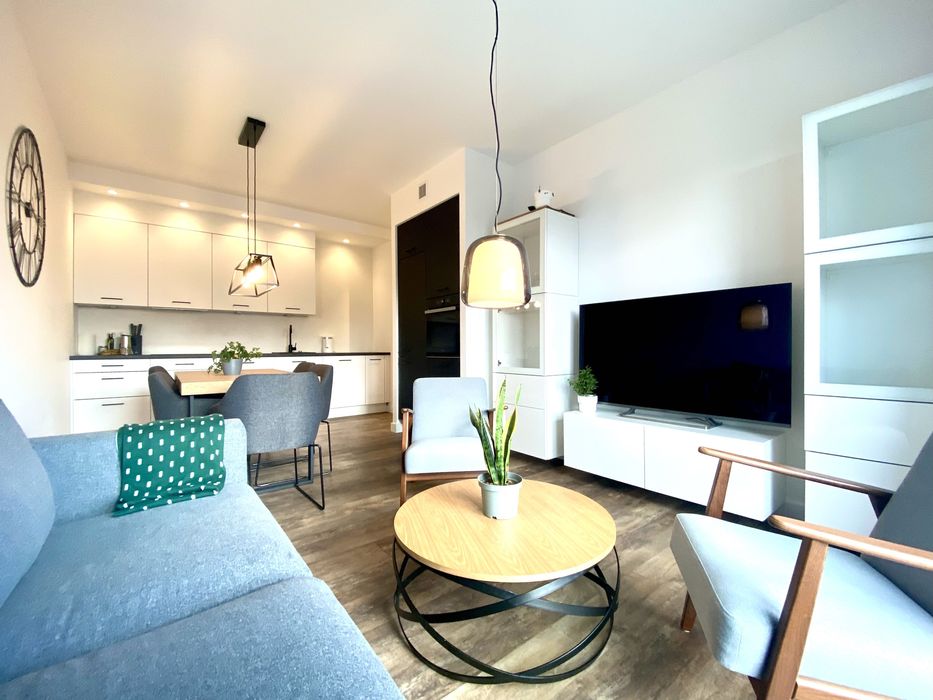 ul. Jedności Narodowej _3 pok _balkon _m. post. _k. lok. _od 01.12.