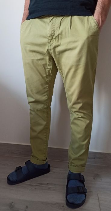 Spodnie chinos Pull&Bear