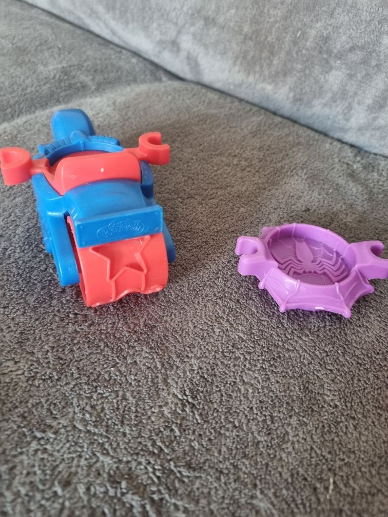 Playdoh spidermann i zwierzątka