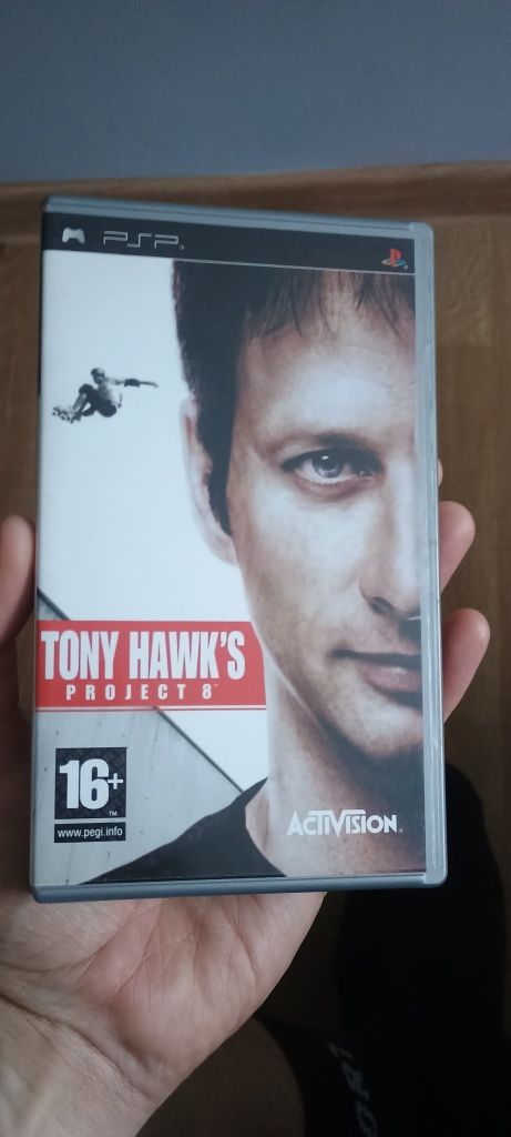 Tony hawk projekt 8 PSP