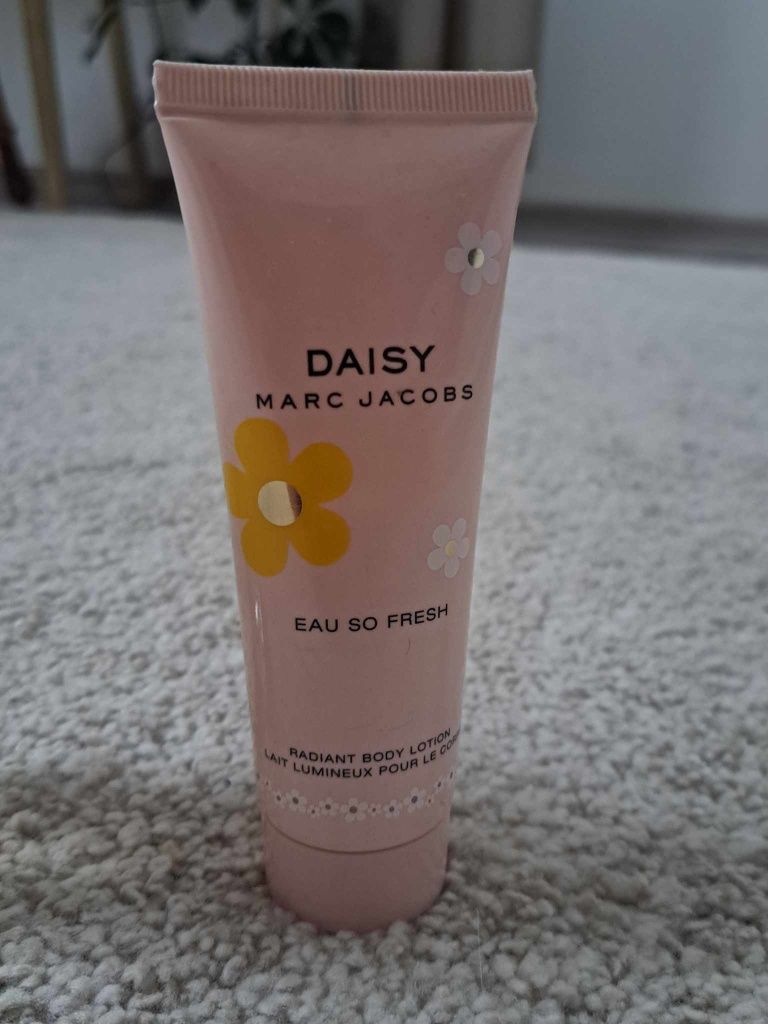 Daisy Marc Jacobs EAU SO FRESH 75ml i balsam