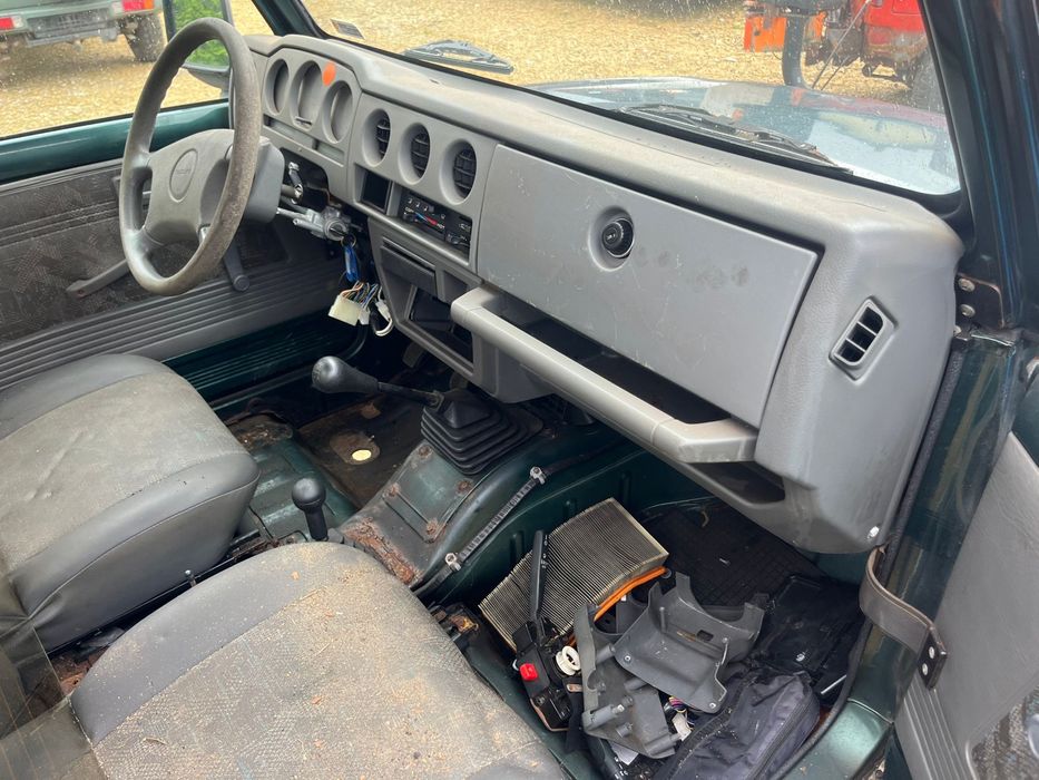 Suzuki samurai cabrio
