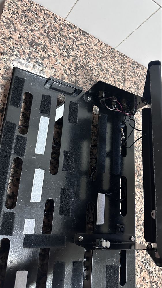 Pedal board em aço com Rise
