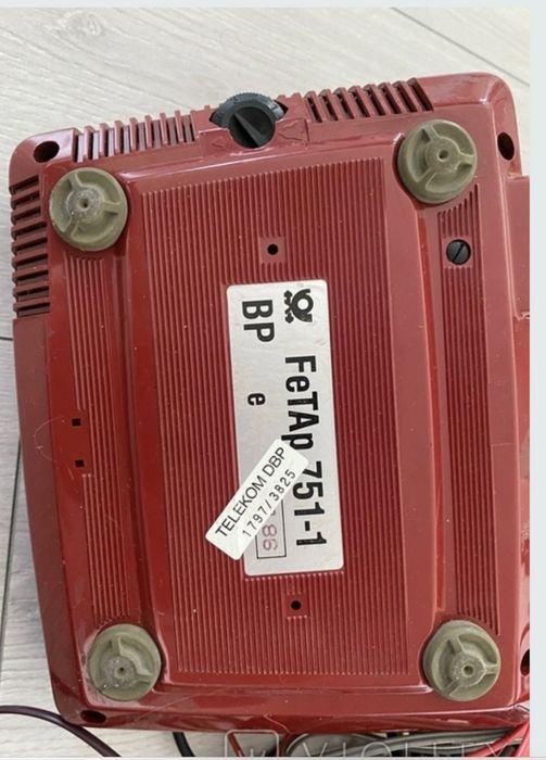 Телефоны разных времен