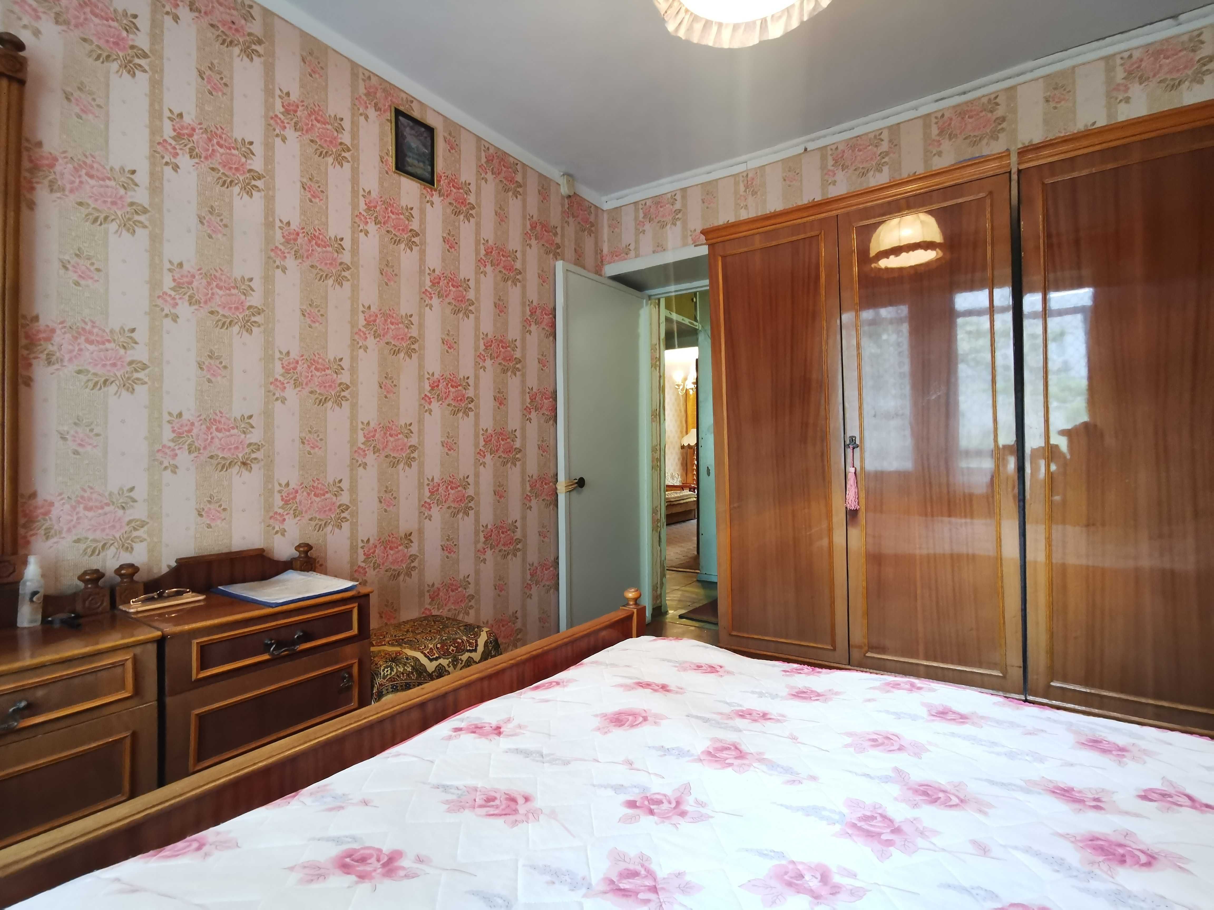 Продам 2-кімнатну квартиру по вул. Льотна, 29 (Красногвардійська) RD