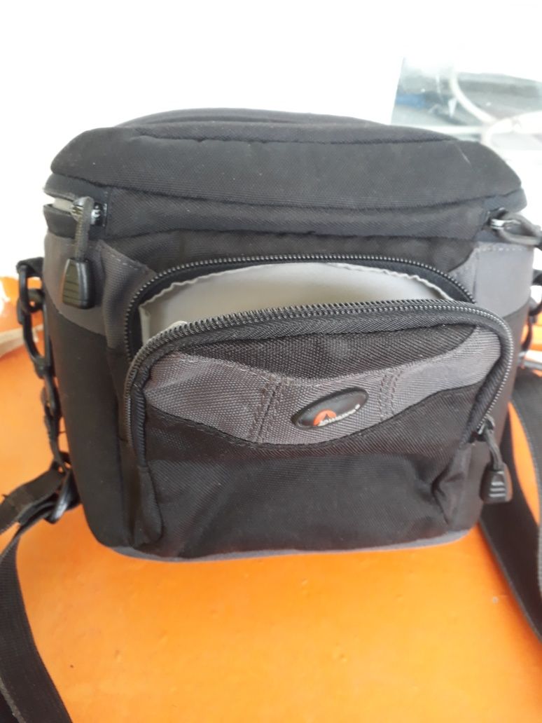 Сумка для фотоаппарата Lowepro Citrus 110