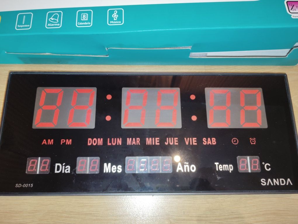 Relógio calendário Led