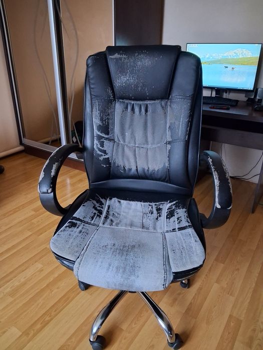 Крісло офісне, для компютера