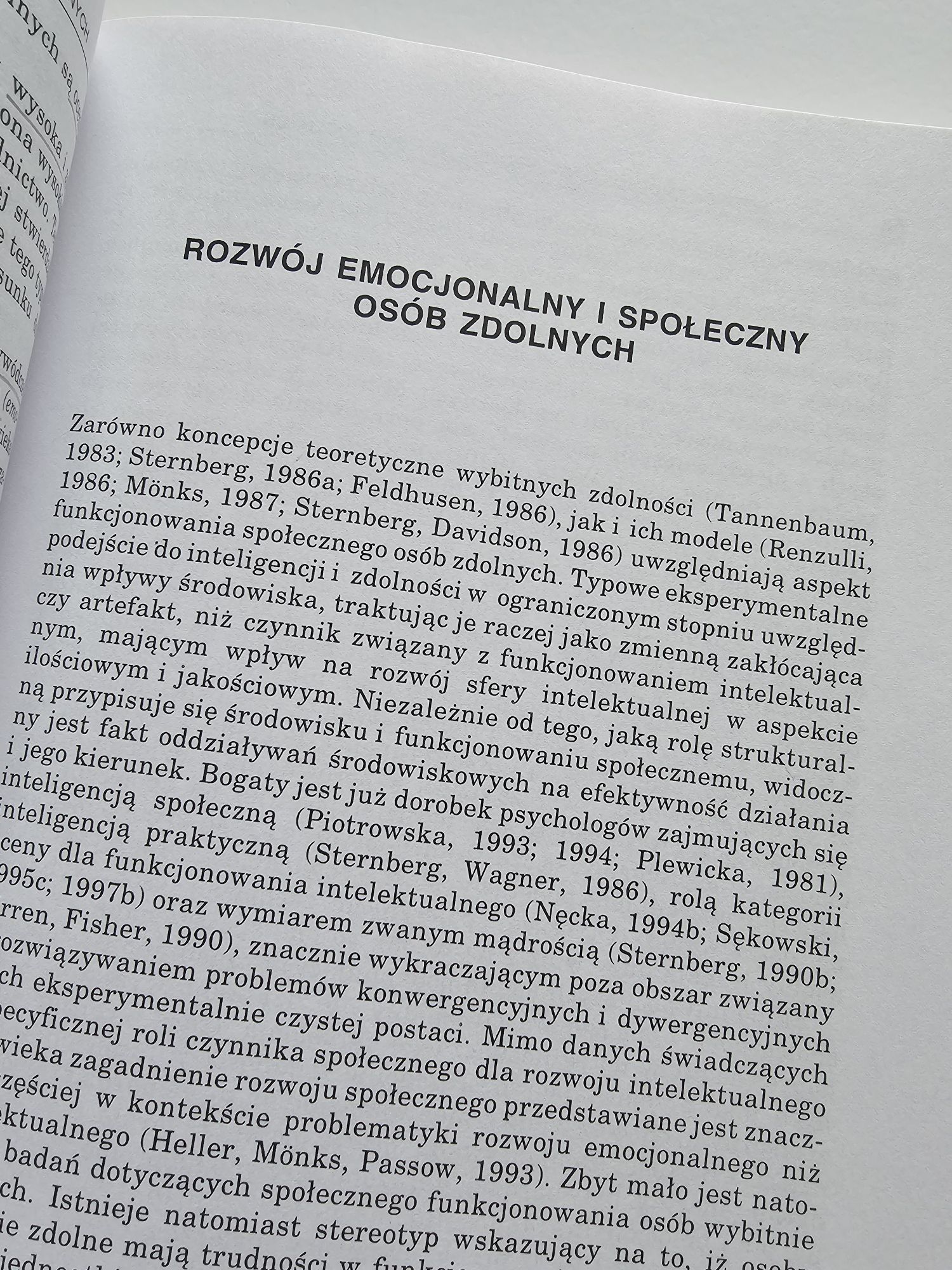 "Osiągnięcia uczniów zdolnych" Andrzej Sękowski, 2001