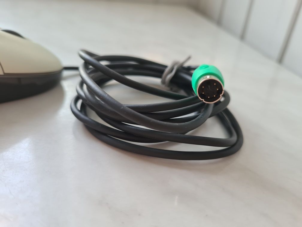 Мышь компьютерная Logitech