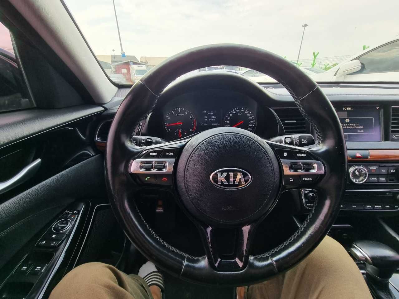 KIA K7 Cadenza 2016 3.0 ГАЗ