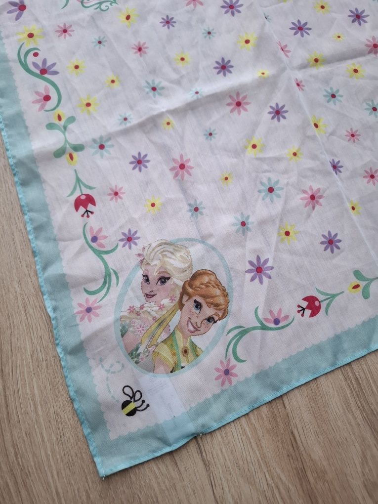 C&A Frozen Disney Kraina Lodu Elsa Anna chustka 128 52x52cm biała