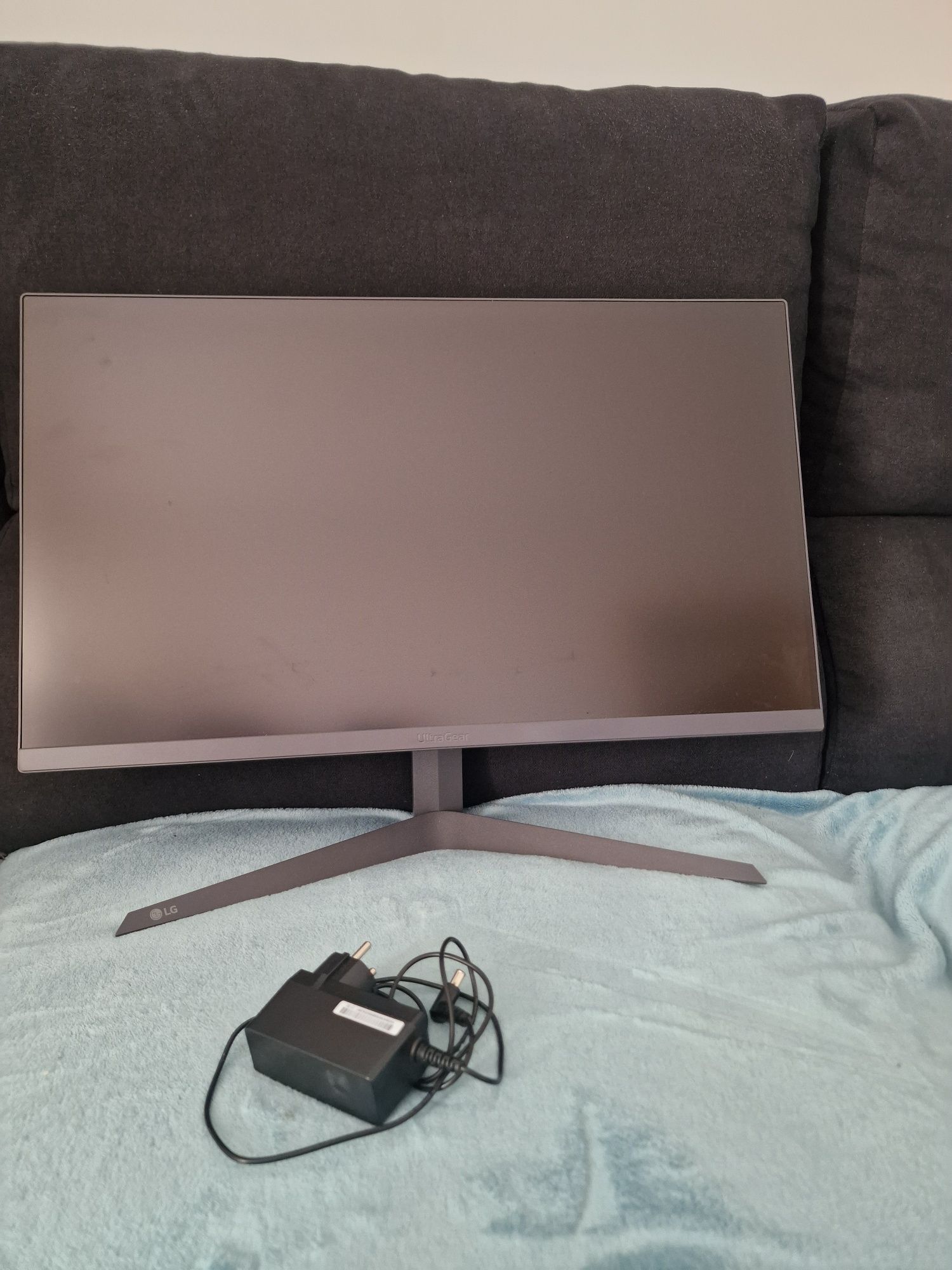 Playstation 5 + monitor LG + Headphones razer