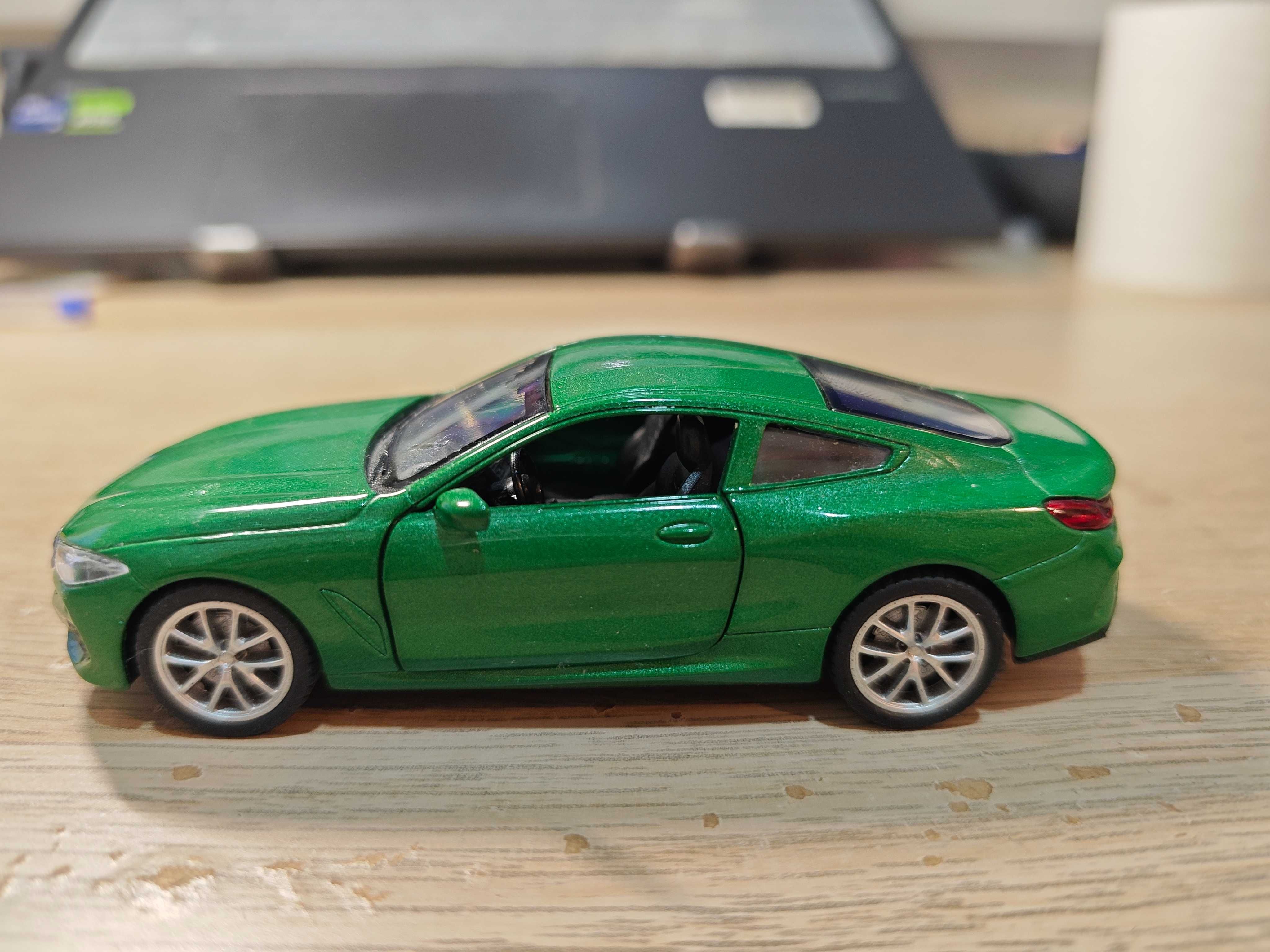 Miniatura BMW 8 series