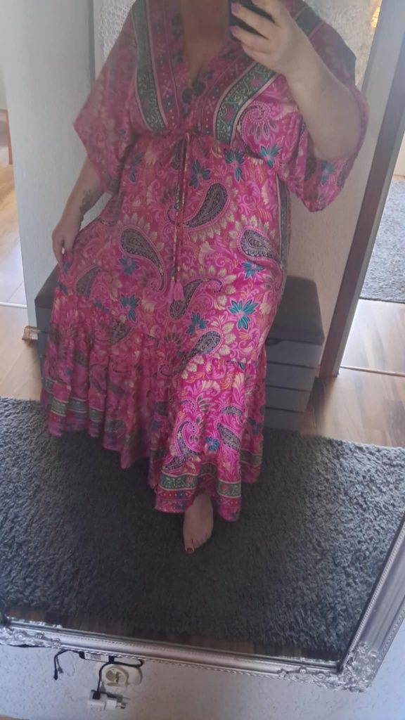 Nowa sukienka jedwabna plus size