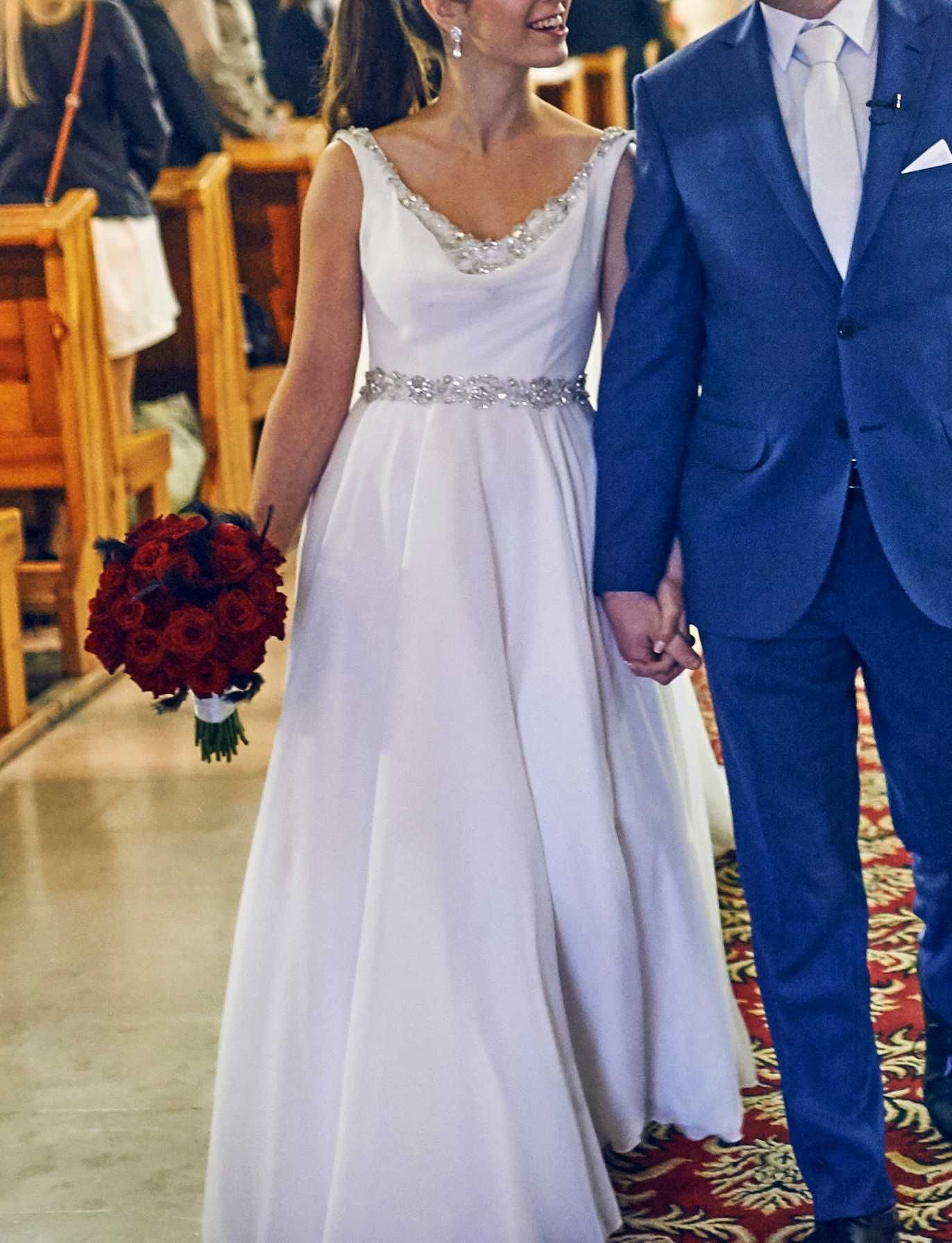 suknia ślubna w stylu greckim i akcesoria