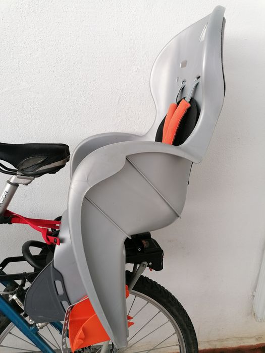 Cadeira de encaixe em suporte traseiro para bicicleta