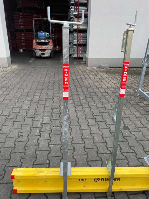 Poręcz ściskowa barierka BHP szalunkowa zabezpieczająca słupek poręczy