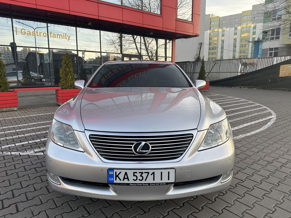 Продаж/обмін Lexus Ls460