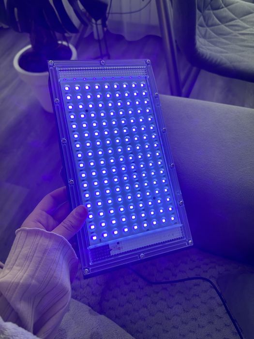 Ультрафіолетова лампа 150W з USB синє світло