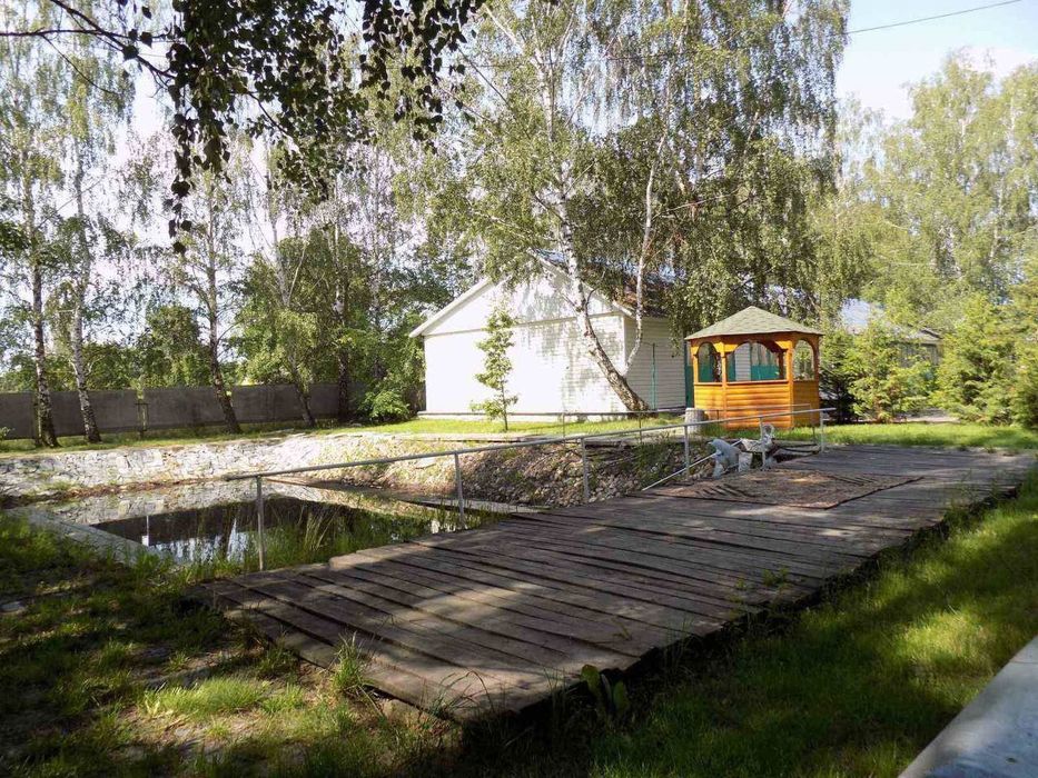 Продам комерційний комплекс в смт. Чоповичі, Коростенський р-н.