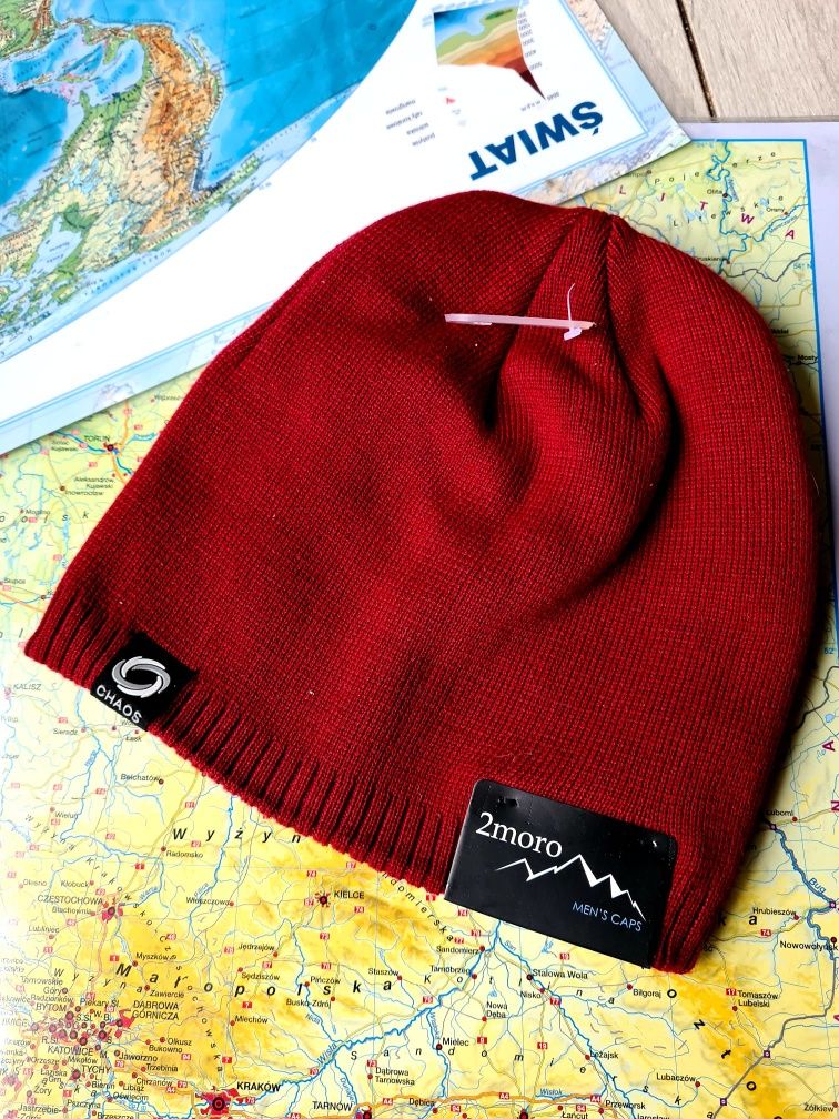 Nowa ocieplana czapka jesienna męska 2Moro Czerwona modna