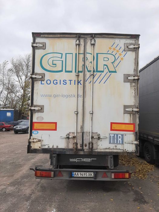 Напівпричеп ізотермічний