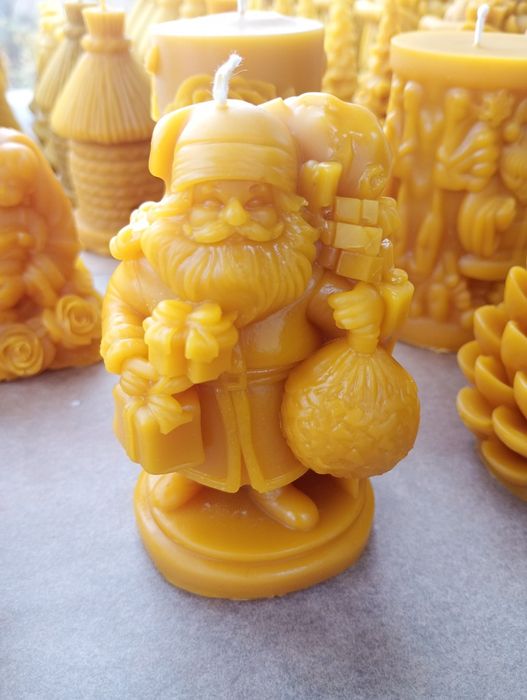 Świece z wosku pszczelego