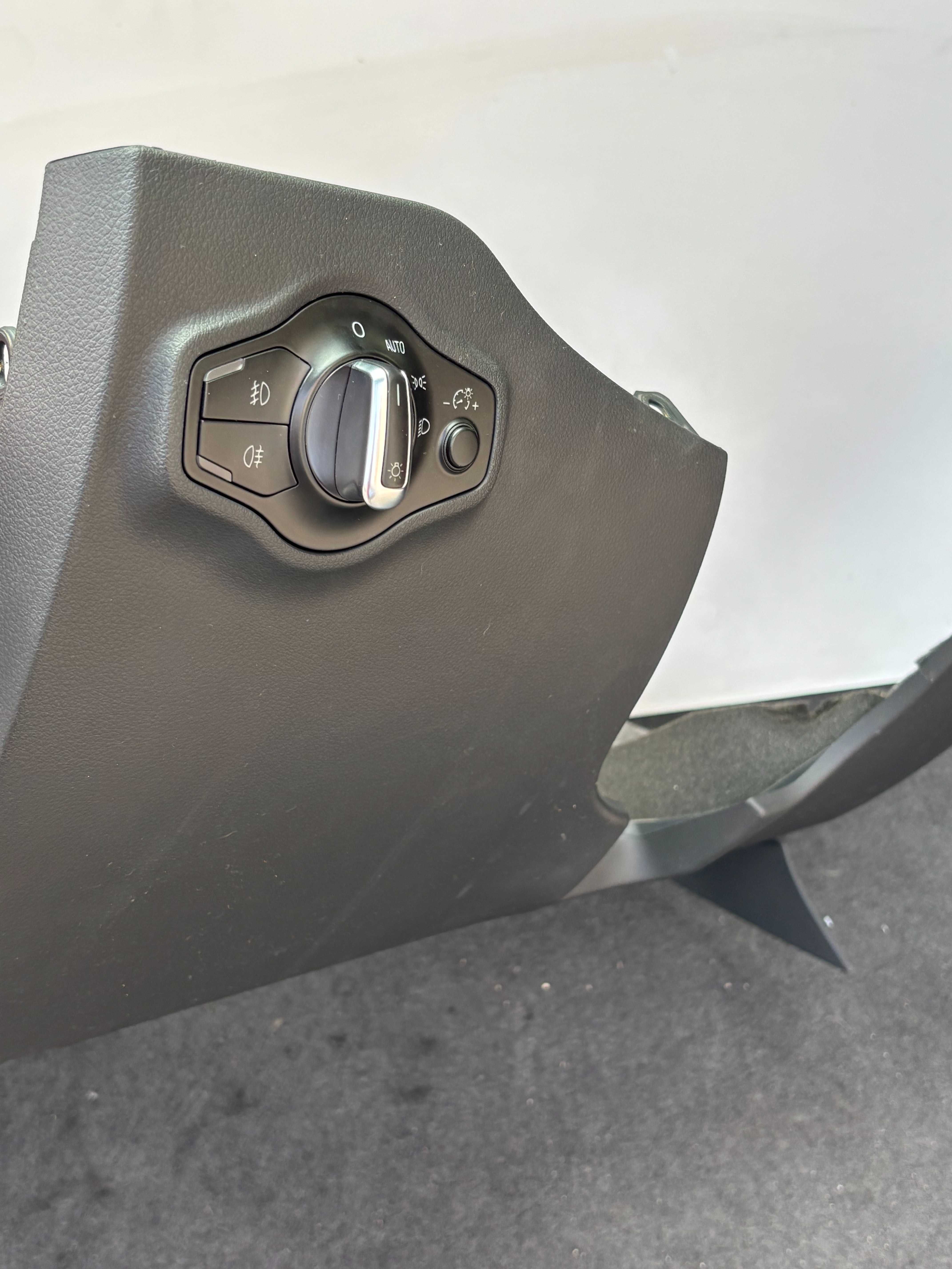 Interruptor / Comutador das Luzes (Audi A4 B8/A5/Q5)